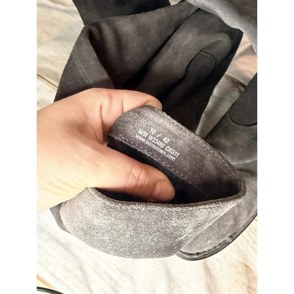 Born Crown Gray Suede Knee High Boots Women Size 10 Low Heel Pull‎ On